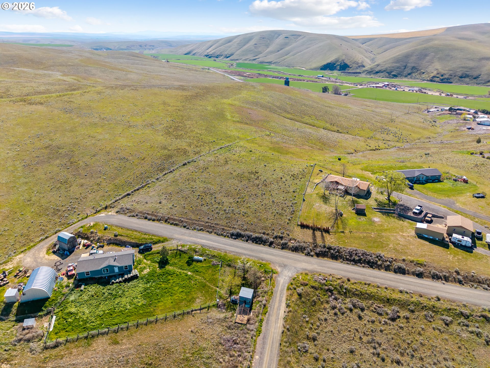 Mary Lane Ione, OR 97843 - Photo 8 of 19 a view of an ocean and a mountain