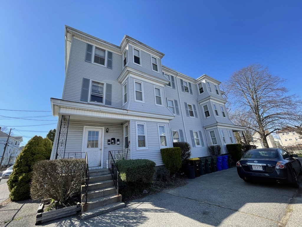 206 Buffinton Street Fall River, MA 02721 - Photo 1 of 38