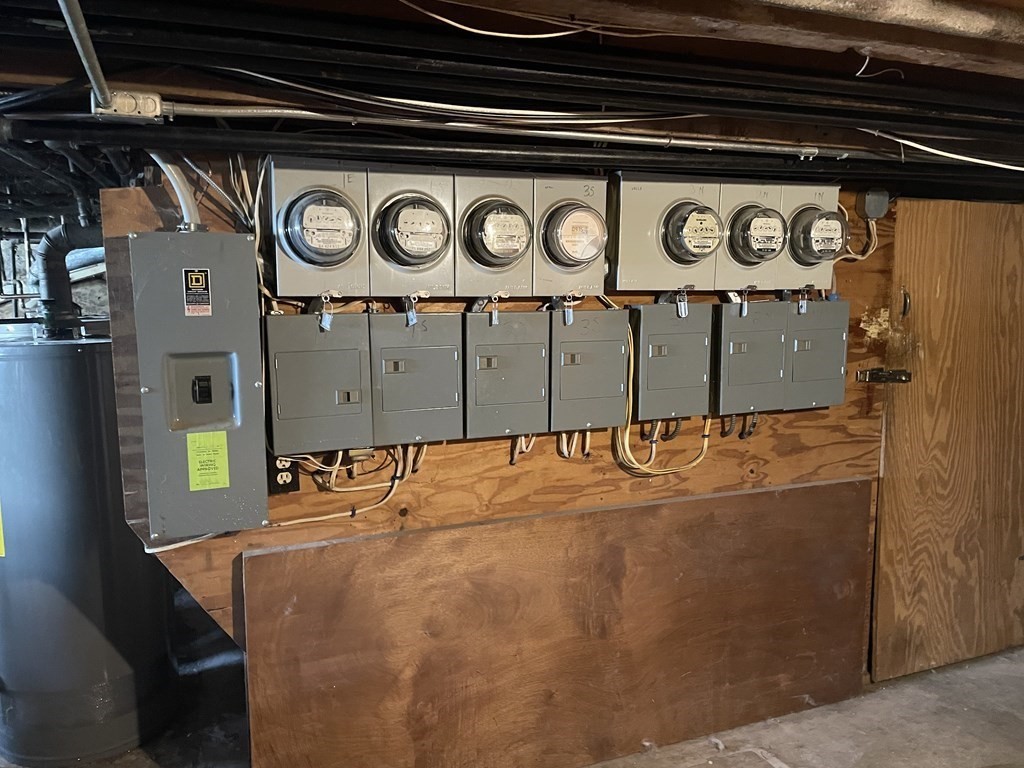 206 Buffinton Street Fall River, MA 02721 - Photo 19 of 38