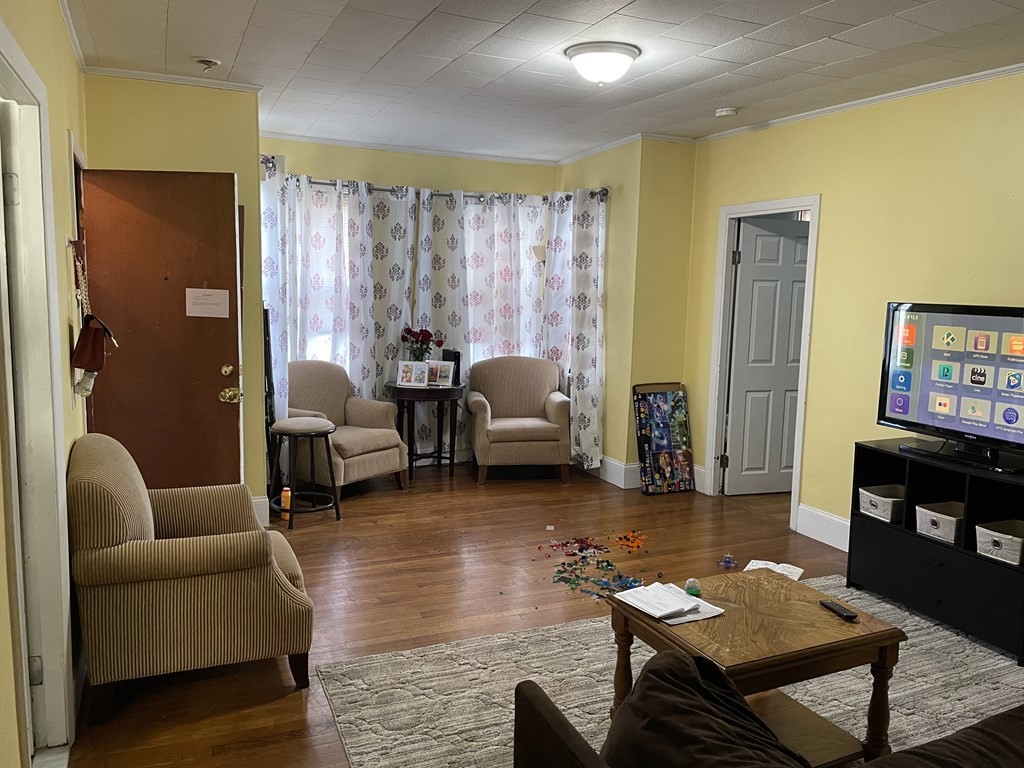 206 Buffinton Street Fall River, MA 02721 - Photo 27 of 38