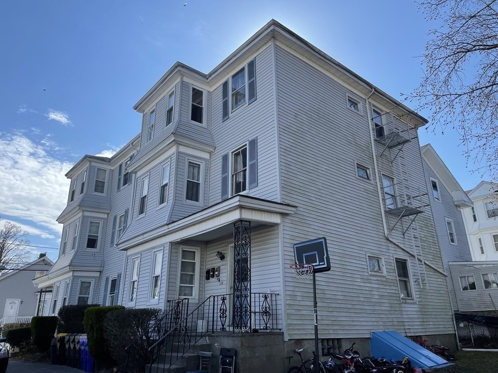 206 Buffinton Street Fall River, MA 02721 - Photo 6 of 38