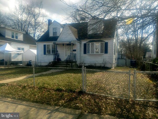 42 South Fellowship Road Maple Shade, NJ 08052 - Photo 2 of 40