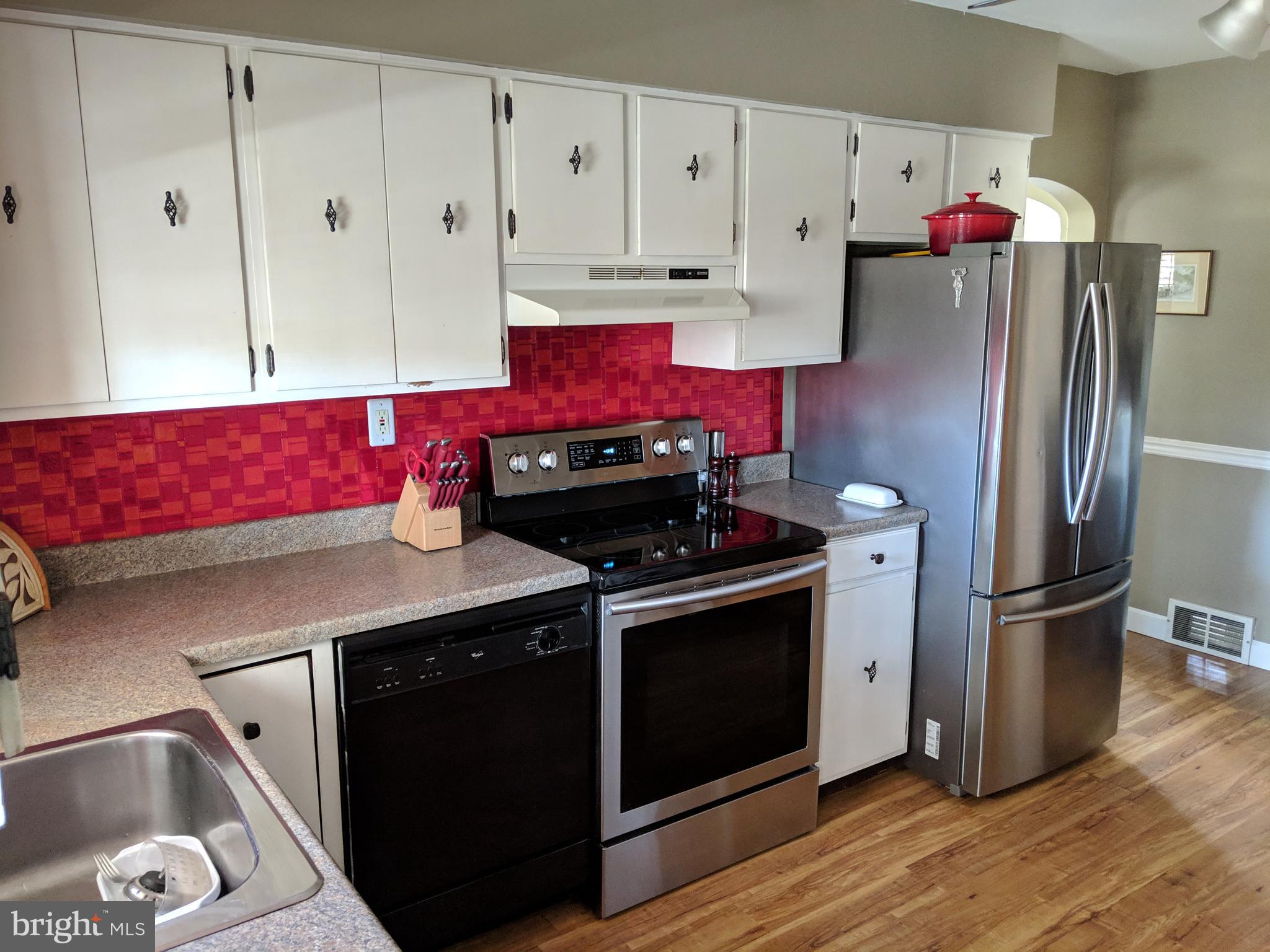 42 South Fellowship Road Maple Shade, NJ 08052 - Photo 12 of 40