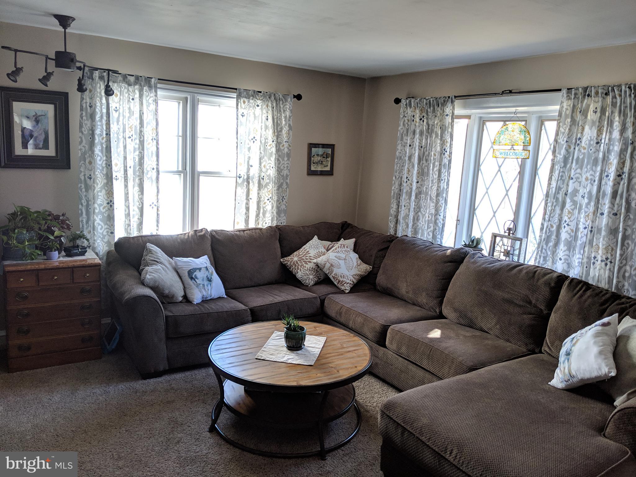 42 South Fellowship Road Maple Shade, NJ 08052 - Photo 5 of 40