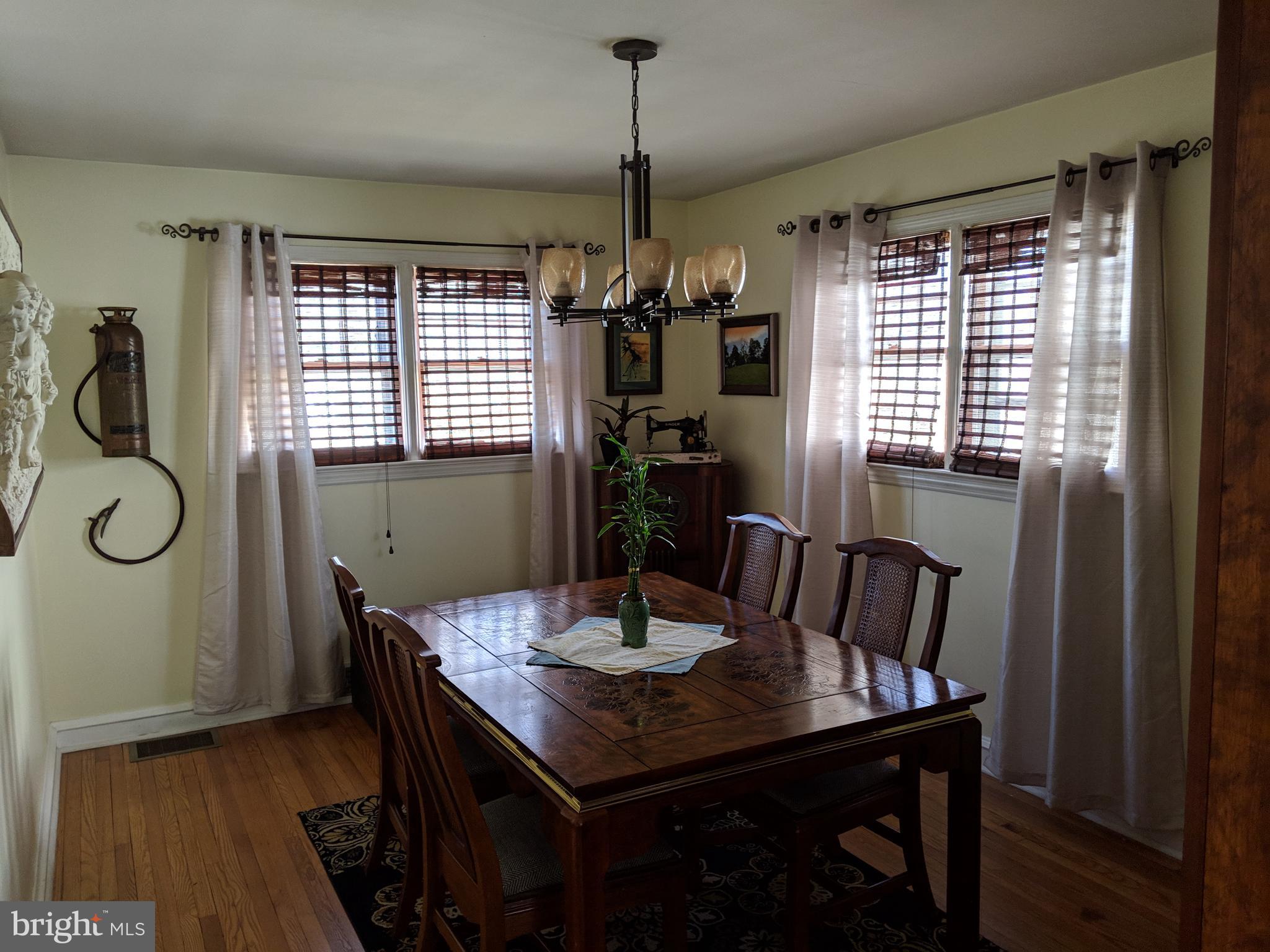 42 South Fellowship Road Maple Shade, NJ 08052 - Photo 6 of 40