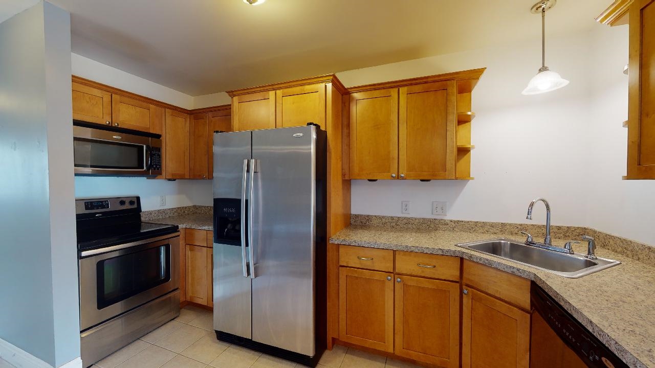 9 Racine Road, Unit 104 Milton, VT 05468 - Photo 3 of 17 Gallery Image 3