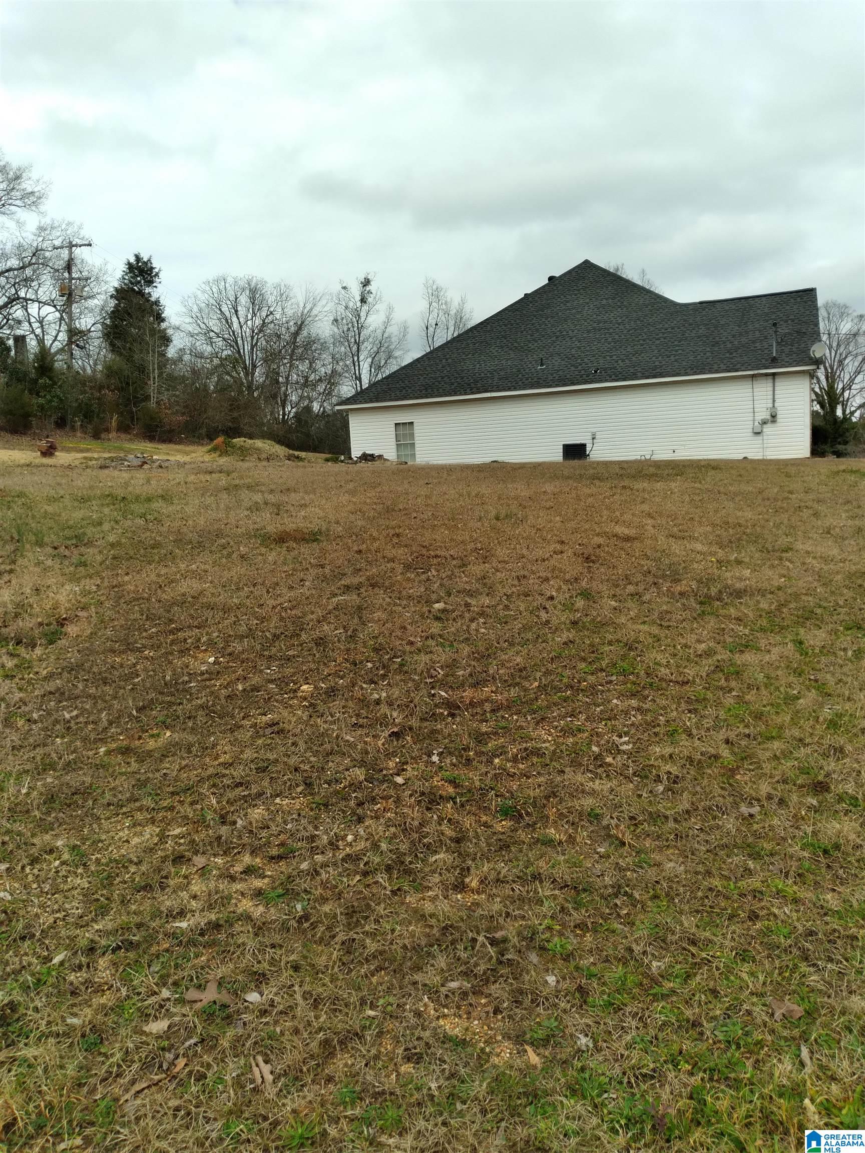 300 Ridge Avenue, Unit 15 16 Bessemer, AL 35020 - Photo 1 of 4