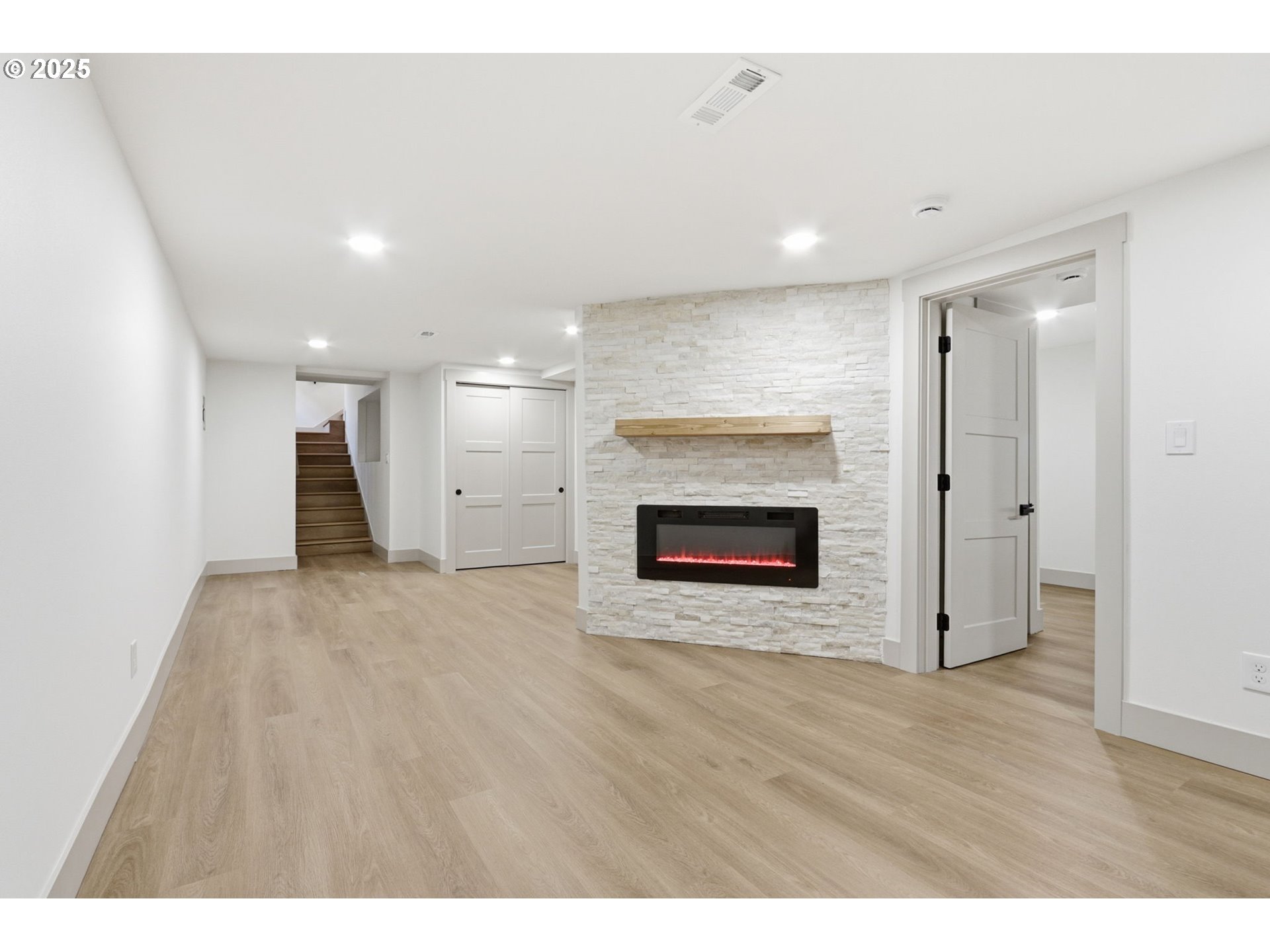 437 Northeast Fargo Street Portland, OR 97212 - Photo 25 of 38