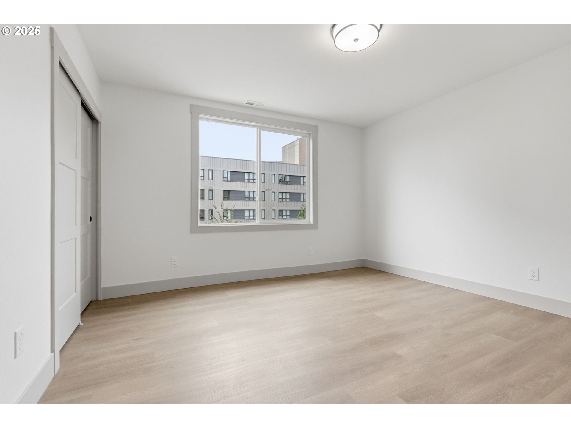 437 Northeast Fargo Street Portland, OR 97212 - Photo 33 of 38