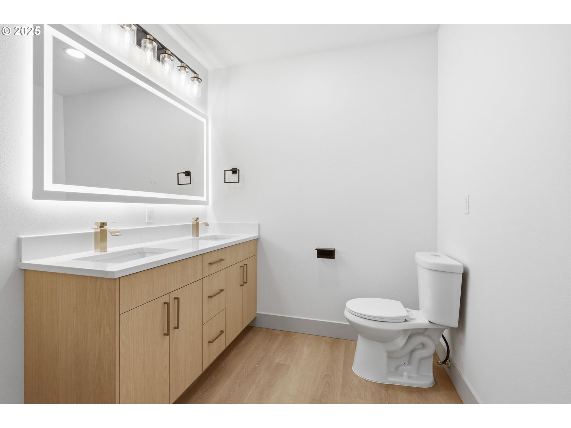 437 Northeast Fargo Street Portland, OR 97212 - Photo 35 of 38