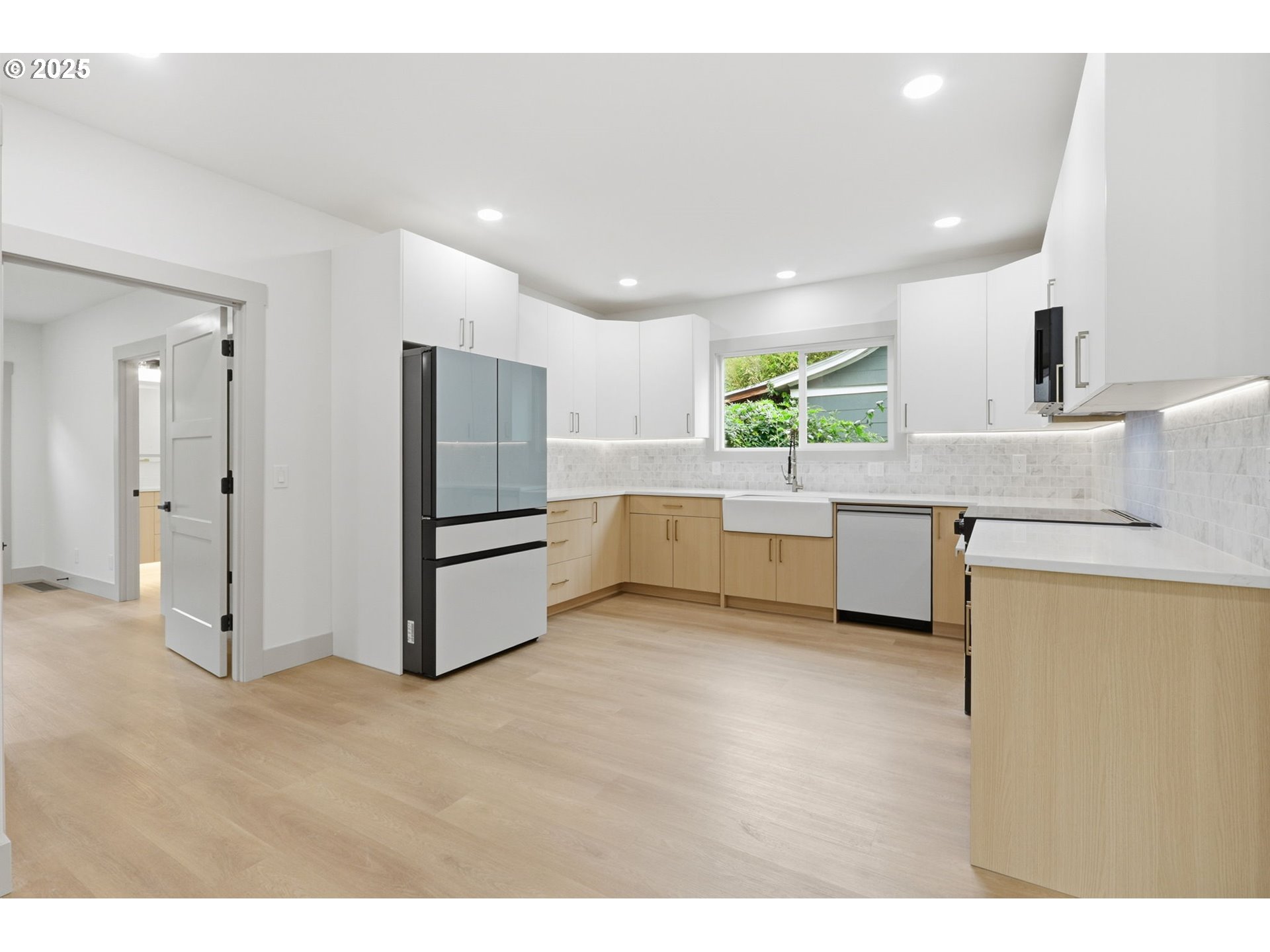 437 Northeast Fargo Street Portland, OR 97212 - Photo 10 of 38