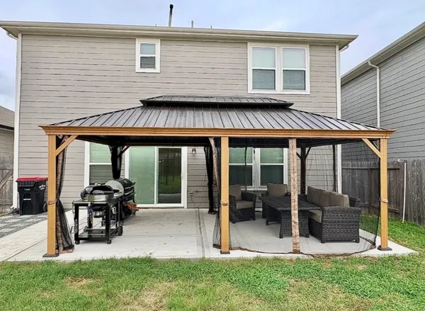 $2,200 | 23531 Glenbuck St Spring, Spring, TX 77373