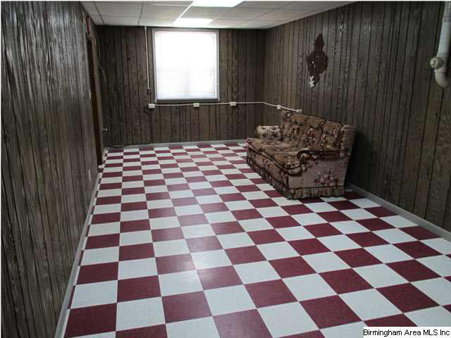 2910 Arkadelphia Road Hayden, AL 35079 - Photo 16 of 31