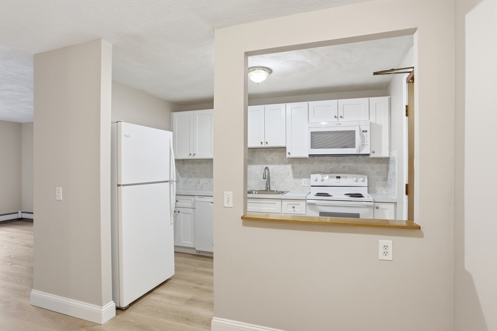11 Davis Road, Unit B8 Acton, MA 01720 - Photo 2 of 30 Gallery Image 2