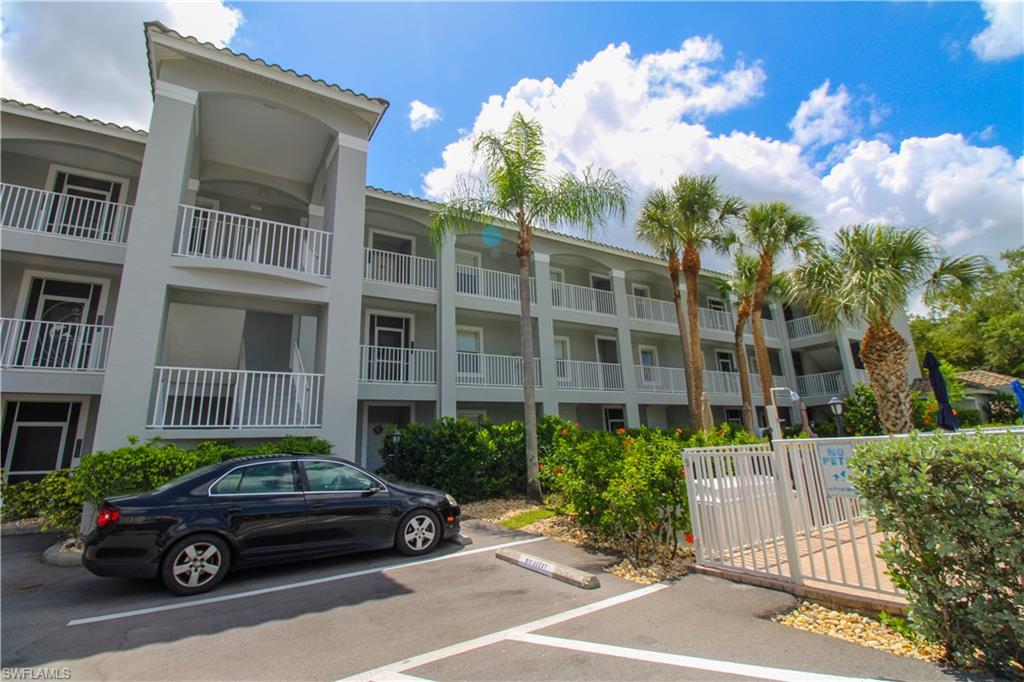519 Roma Court, Unit 3206 Naples, FL 34110 - Photo 6 of 47