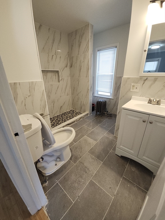 137 Cobb Street Springfield, MA 01119 - Photo 14 of 28