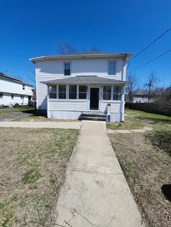 $2,500 | 137 Cobb Street, Springfield, MA 01119