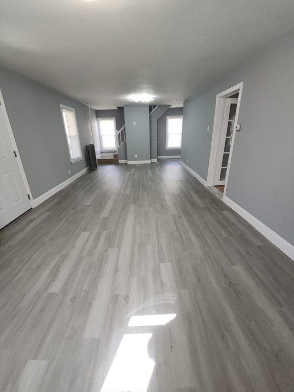 137 Cobb Street Springfield, MA 01119 - Photo 9 of 28