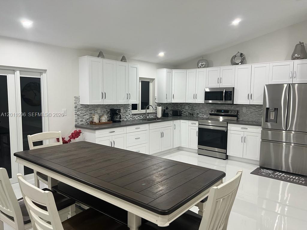 16341 Southwest 145th Court Miami, FL 33177 - Photo 6 of 33