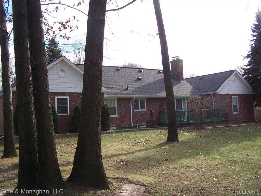 369 Stratford Road St. Clair, MI 48079 - Photo 7 of 7 100_3987