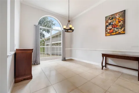 a view of livingroom with furniture