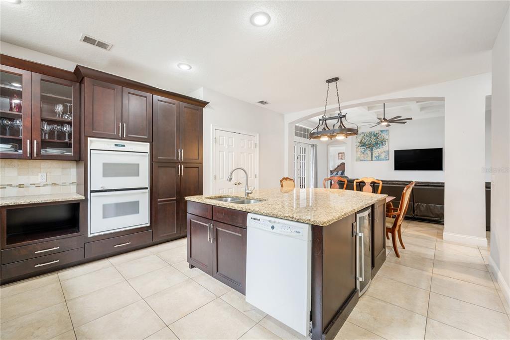 11325 Fenimore Court Windermere, FL 34786 - Photo 9 of 30