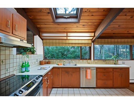 51 Stonehedge Road Lincoln, MA 01773 - Photo 11 of 23