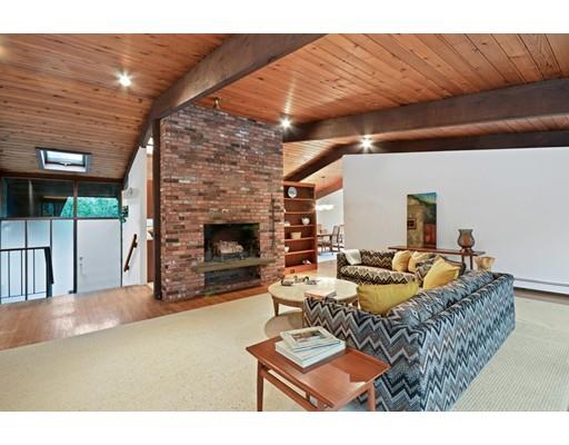 51 Stonehedge Road Lincoln, MA 01773 - Photo 2 of 23
