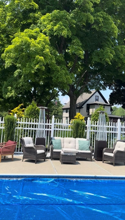 65 Milford Street Mendon, MA 01756 - Photo 8 of 29