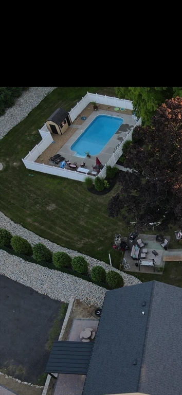 65 Milford Street Mendon, MA 01756 - Photo 9 of 29