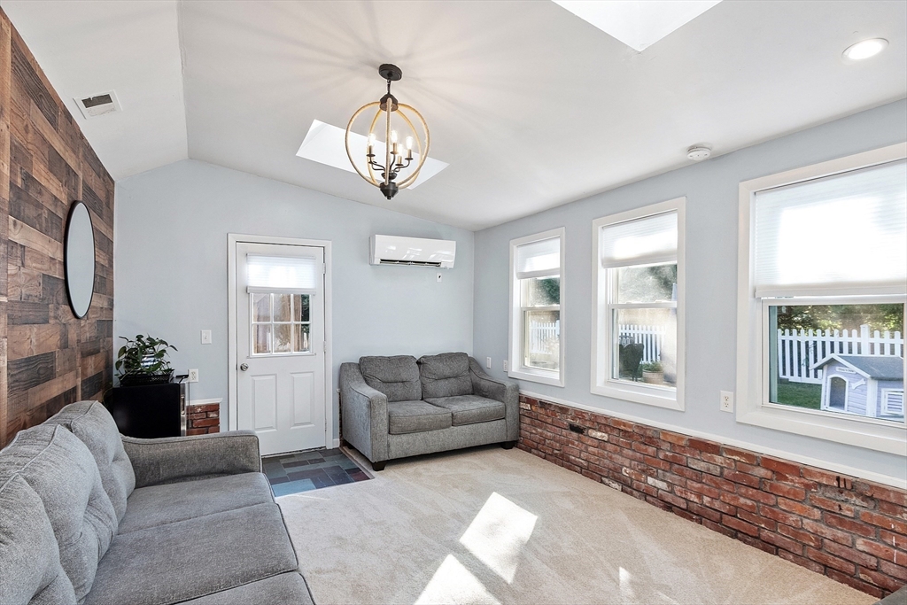 7 Greenwood Road Northborough, MA 01532 - Photo 12 of 42 Gallery Image 12