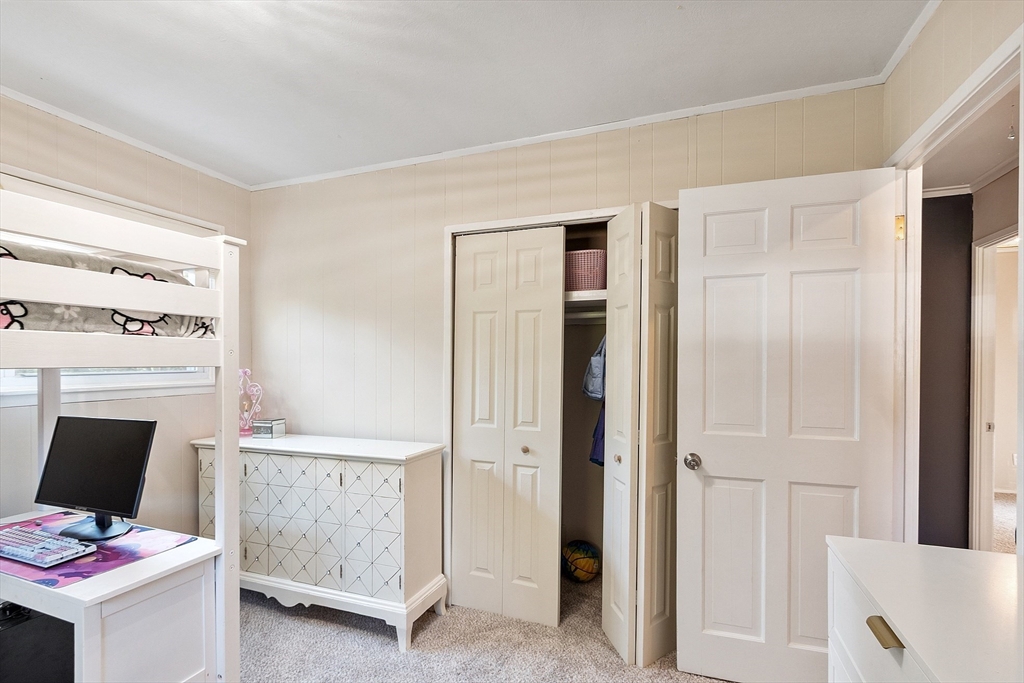 7 Greenwood Road Northborough, MA 01532 - Photo 18 of 42 Gallery Image 18