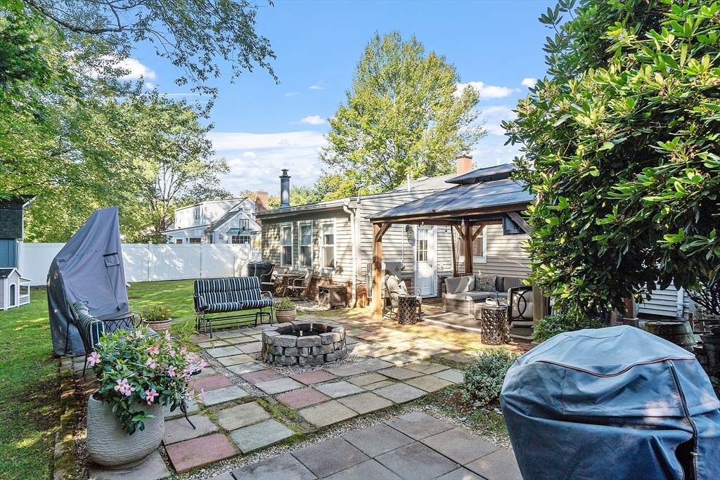 7 Greenwood Road Northborough, MA 01532 - Photo 27 of 42 Gallery Image 27
