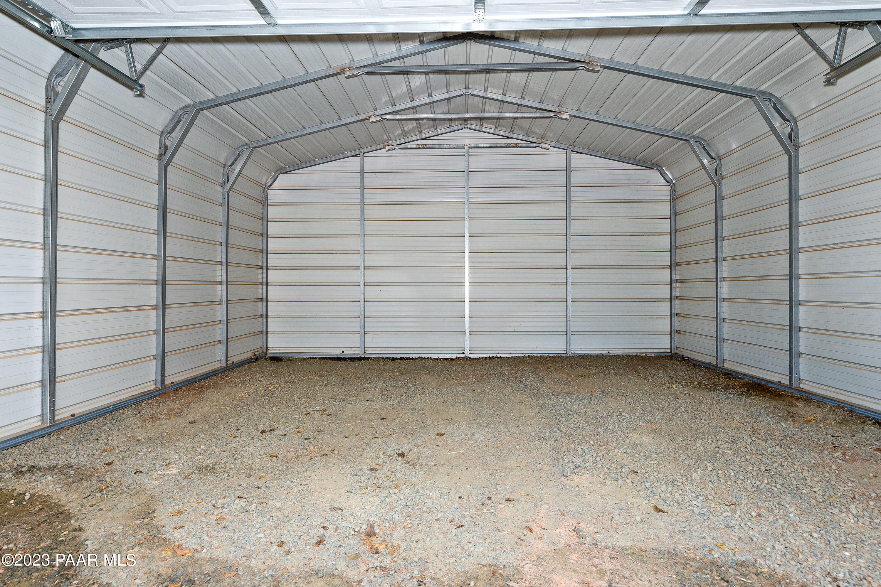17545 East Bob White Road Mayer, AZ 86333 - Photo 16 of 19 Garage