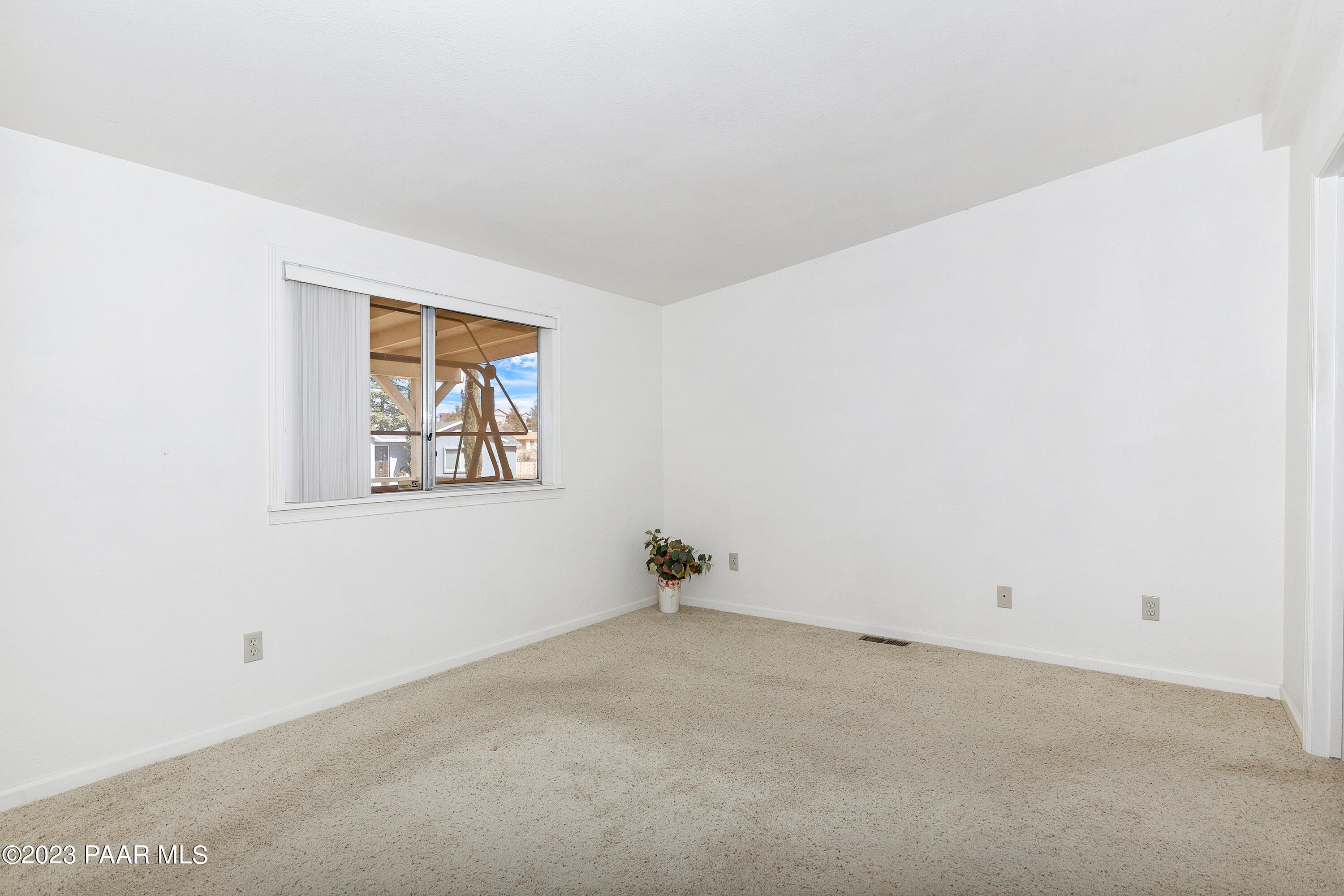 17545 East Bob White Road Mayer, AZ 86333 - Photo 7 of 19 Master Bedroom