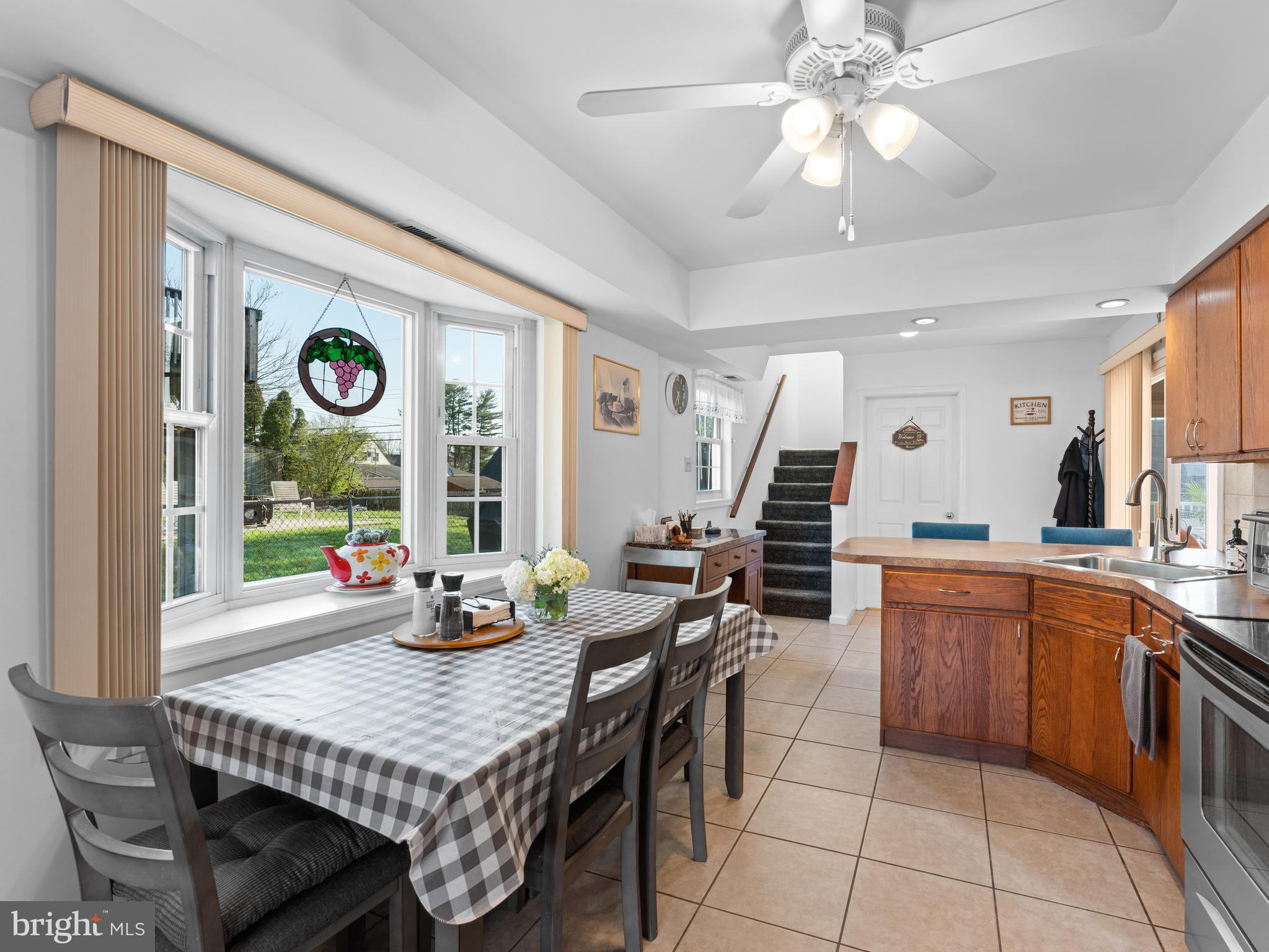 37 Canoebirch Road Levittown, PA 19057 - Photo 26 of 38 In-Law Suite Kitchen