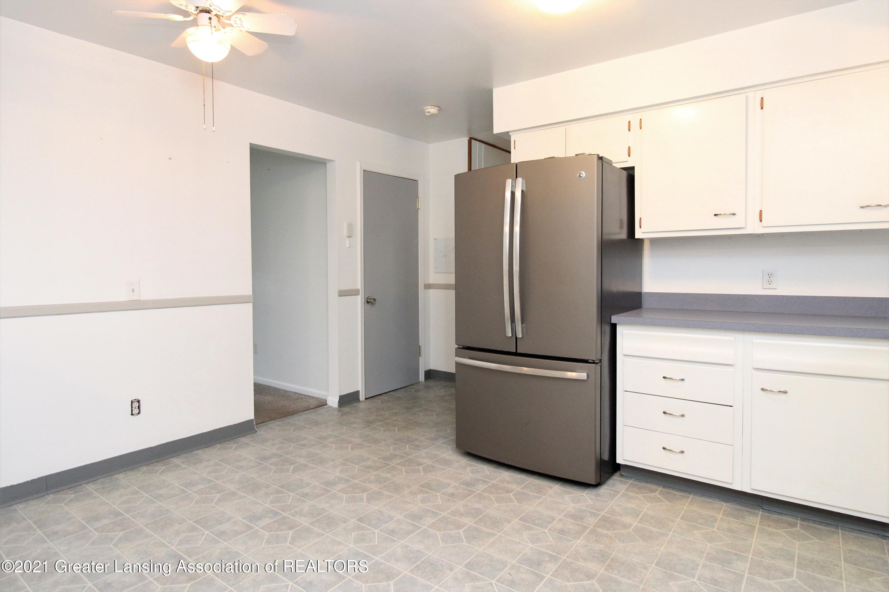 805 Raeburn Road Eaton Rapids, MI 48827 - Photo 13 of 37 13