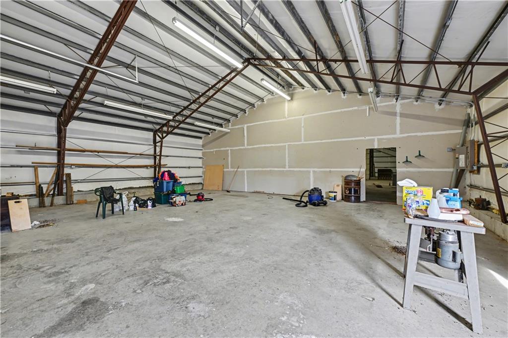 33270 Switzer Road Paola, KS 66071 - Photo 36 of 41