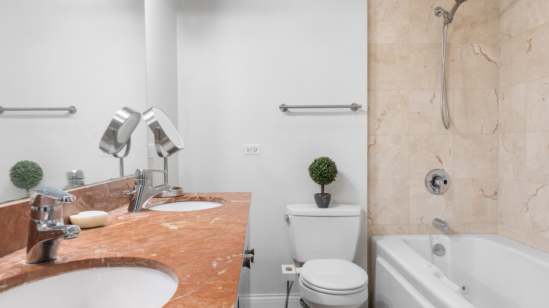 636 North Racine Avenue, Unit 2N Chicago, IL 60642 - Photo 14 of 21 Gallery Image 14