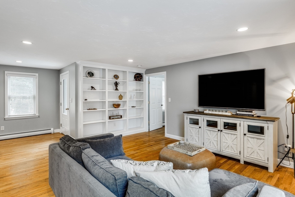 39 Popmunet Road Falmouth, MA 02536 - Photo 20 of 42 Gallery Image 20