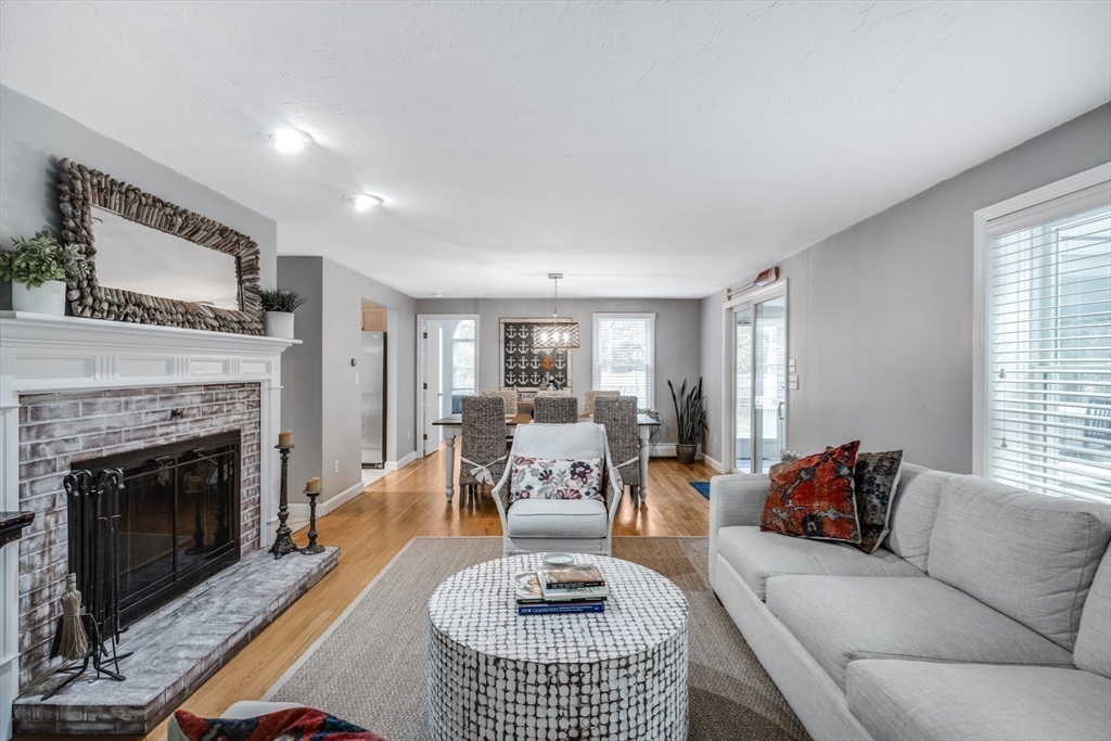 39 Popmunet Road Falmouth, MA 02536 - Photo 7 of 42 Gallery Image 7