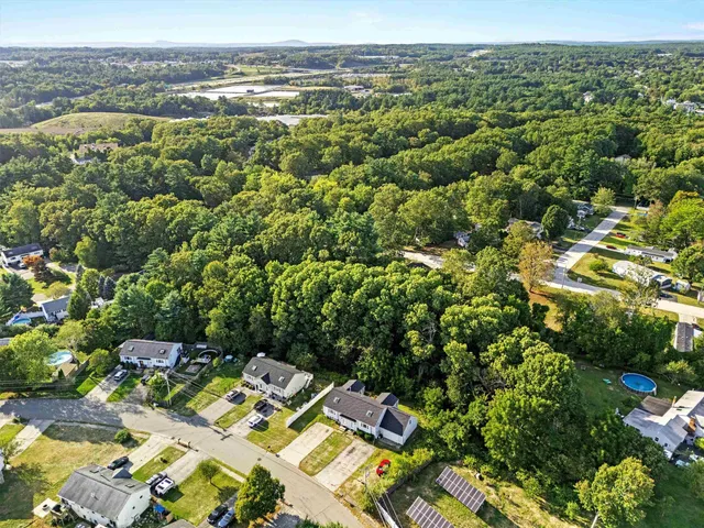 $339,900 | 90 L Derryfield Road, Derry, NH 03038