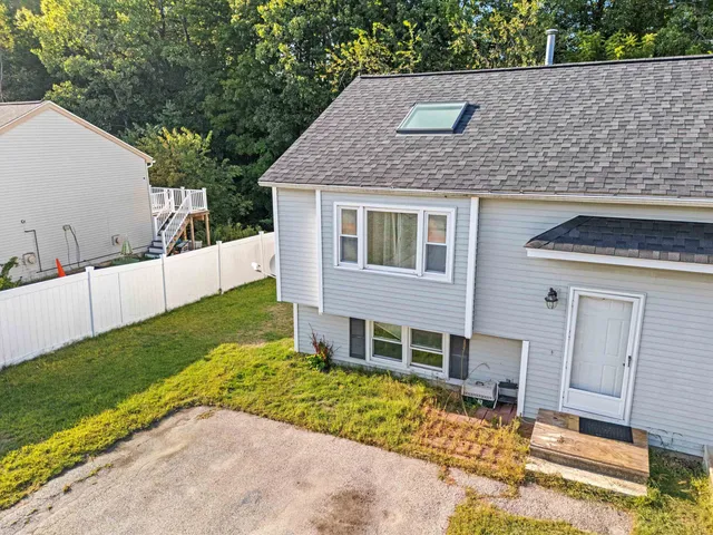 $339,900 | 90 L Derryfield Road, Derry, NH 03038