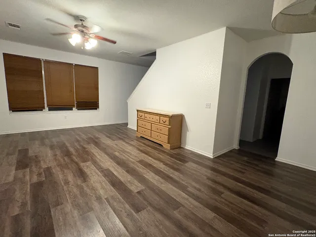 $1,775 | 11002 Geneva Vale, San Antonio, TX 78254