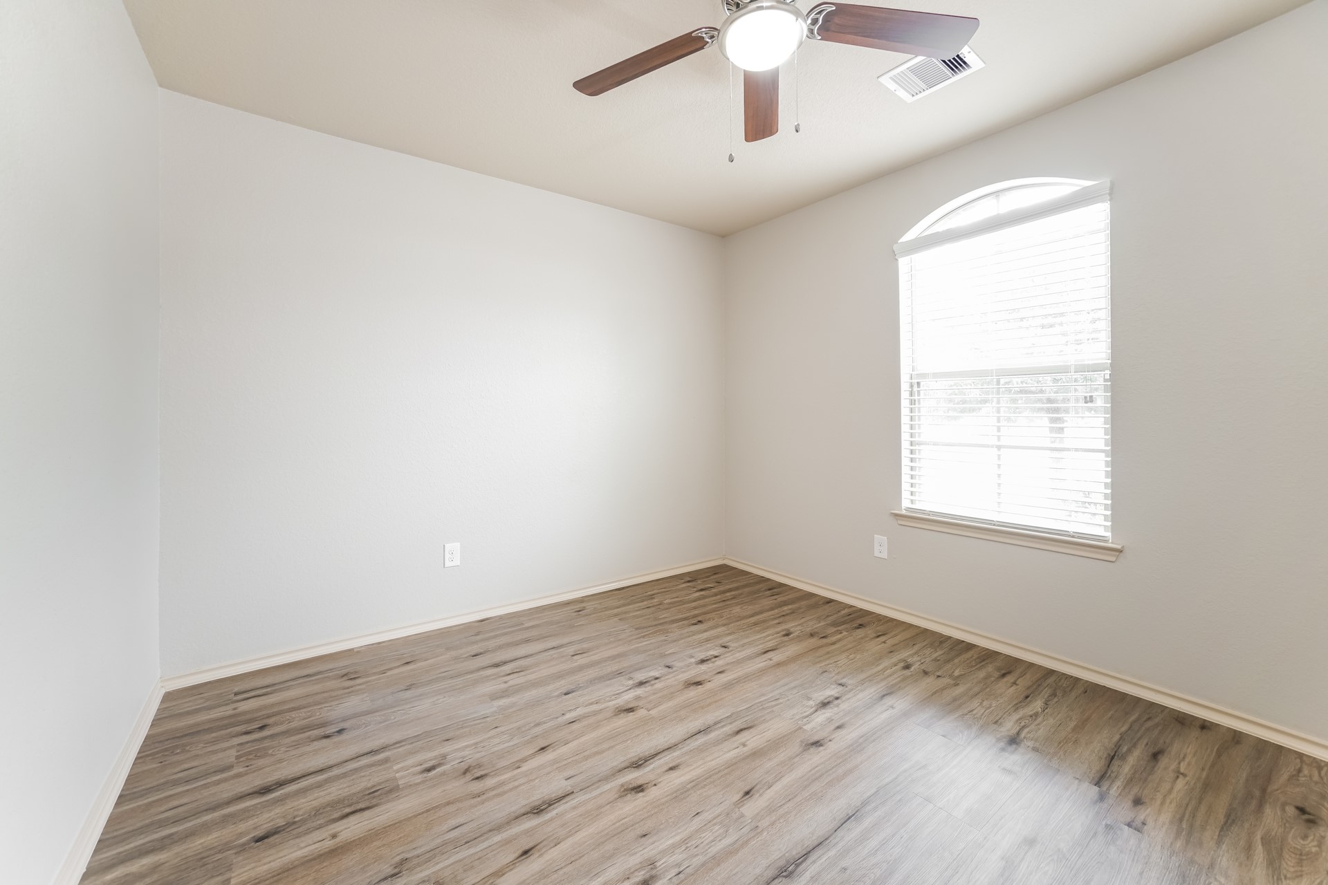 23302 Sawmill Pass Spring, TX 77373 - Photo 14 of 16