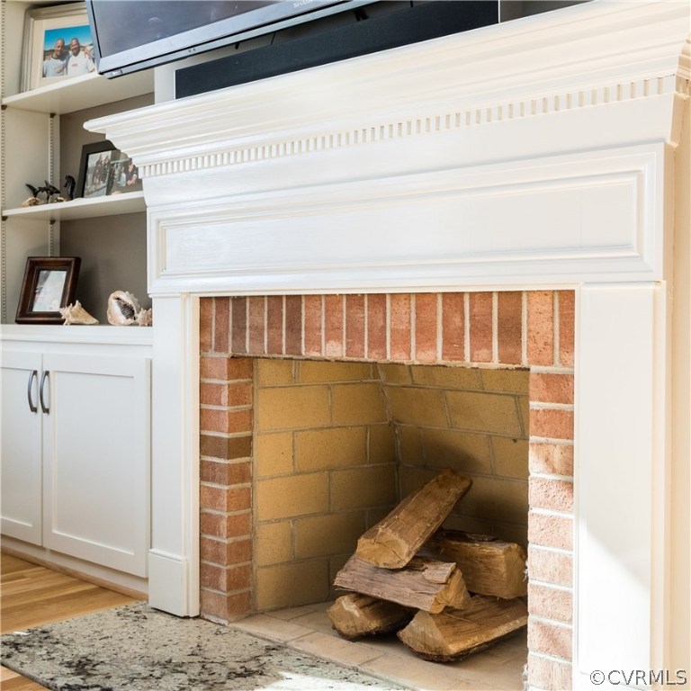 8414 Rubimont Road Richmond, VA 23235 - Photo 12 of 43 Fireplace and bookcase close up.