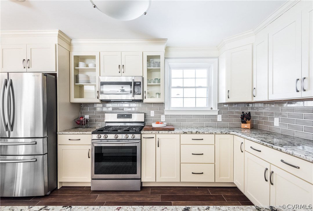 8414 Rubimont Road Richmond, VA 23235 - Photo 4 of 43 Vanilla cabinetry with bronzed hardware. Granite c