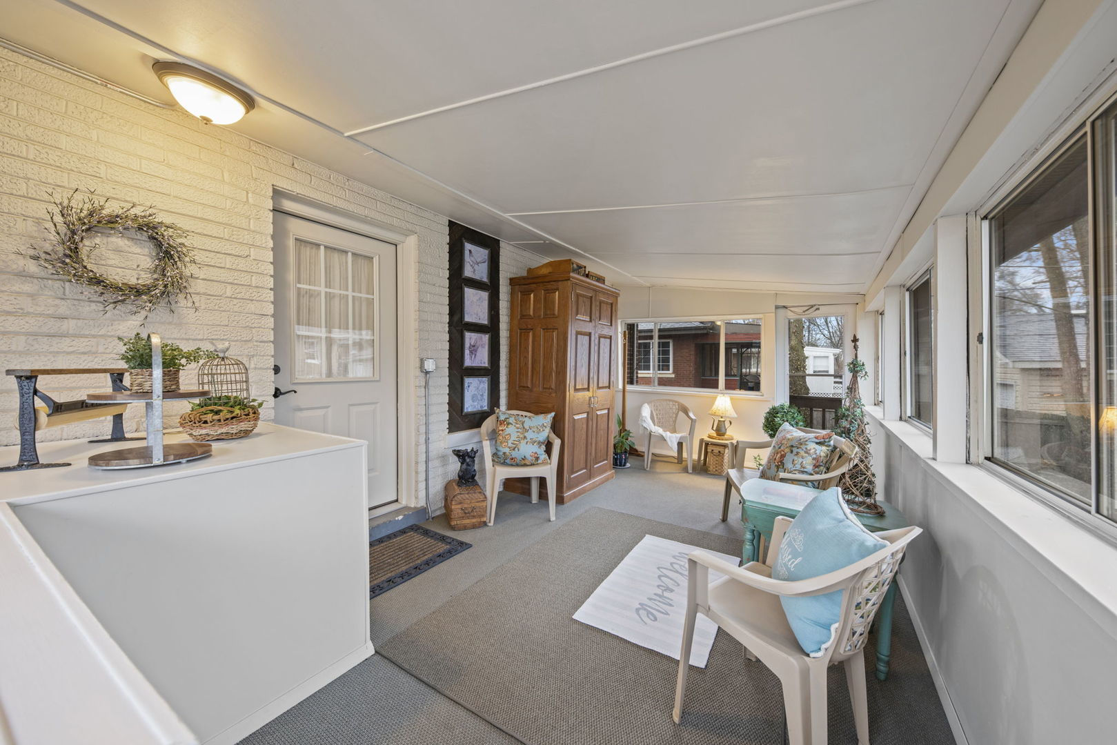 909 Webster Avenue Wheaton, IL 60187 - Photo 16 of 27 a view of a dining room with furniture window and outside view