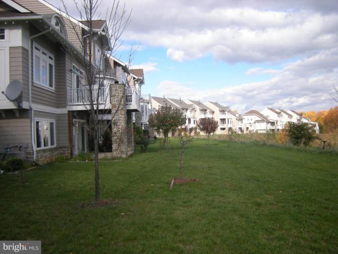 8770 Boulder Ridge Road Laurel, MD 20723 - Photo 4 of 10 enjoy the pathways around lake!