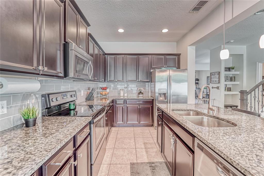 12358 Streambed Drive Riverview, FL 33579 - Photo 12 of 68